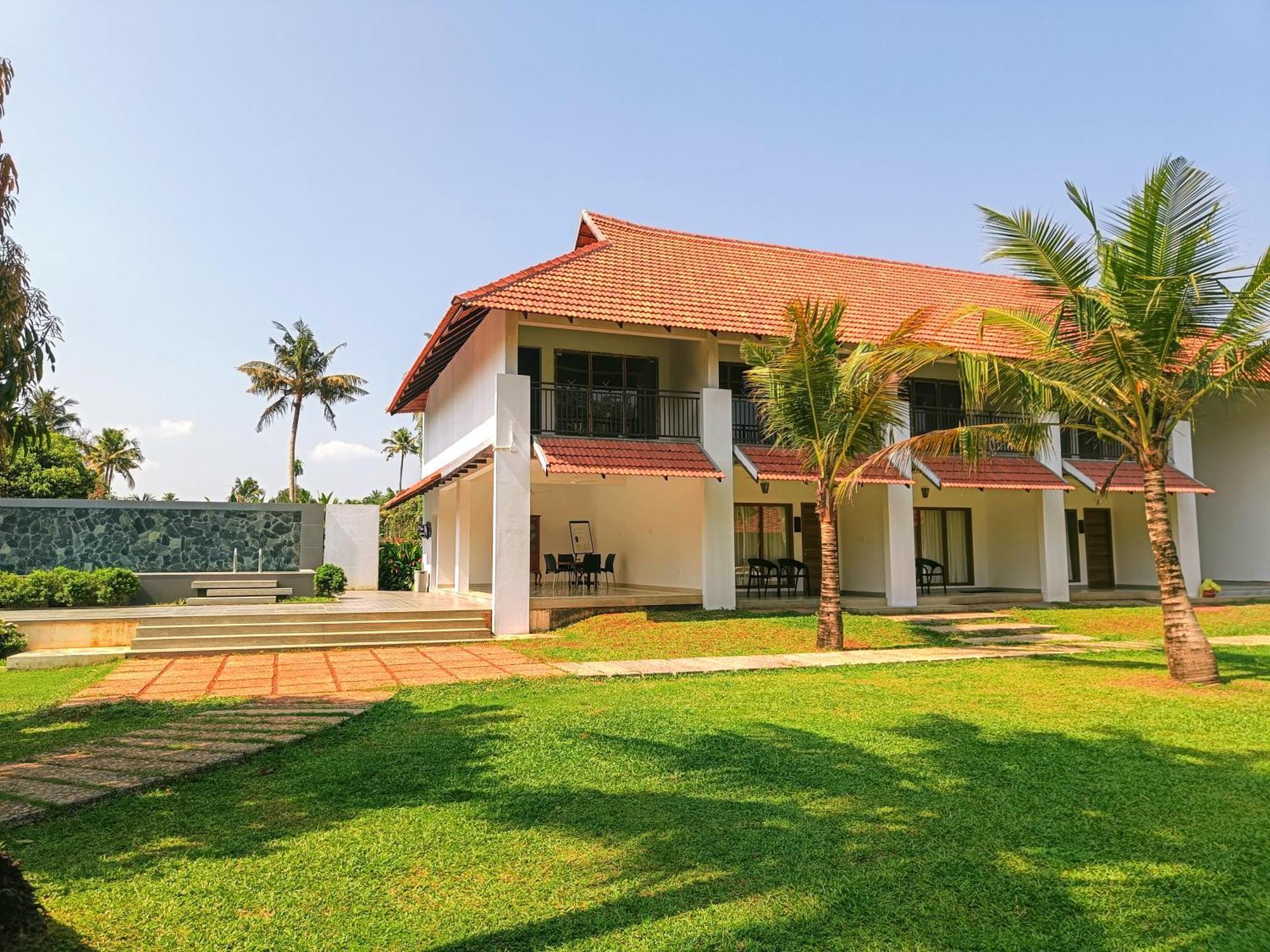 Palmgrove Lake Resort Alappuzha Exterior foto